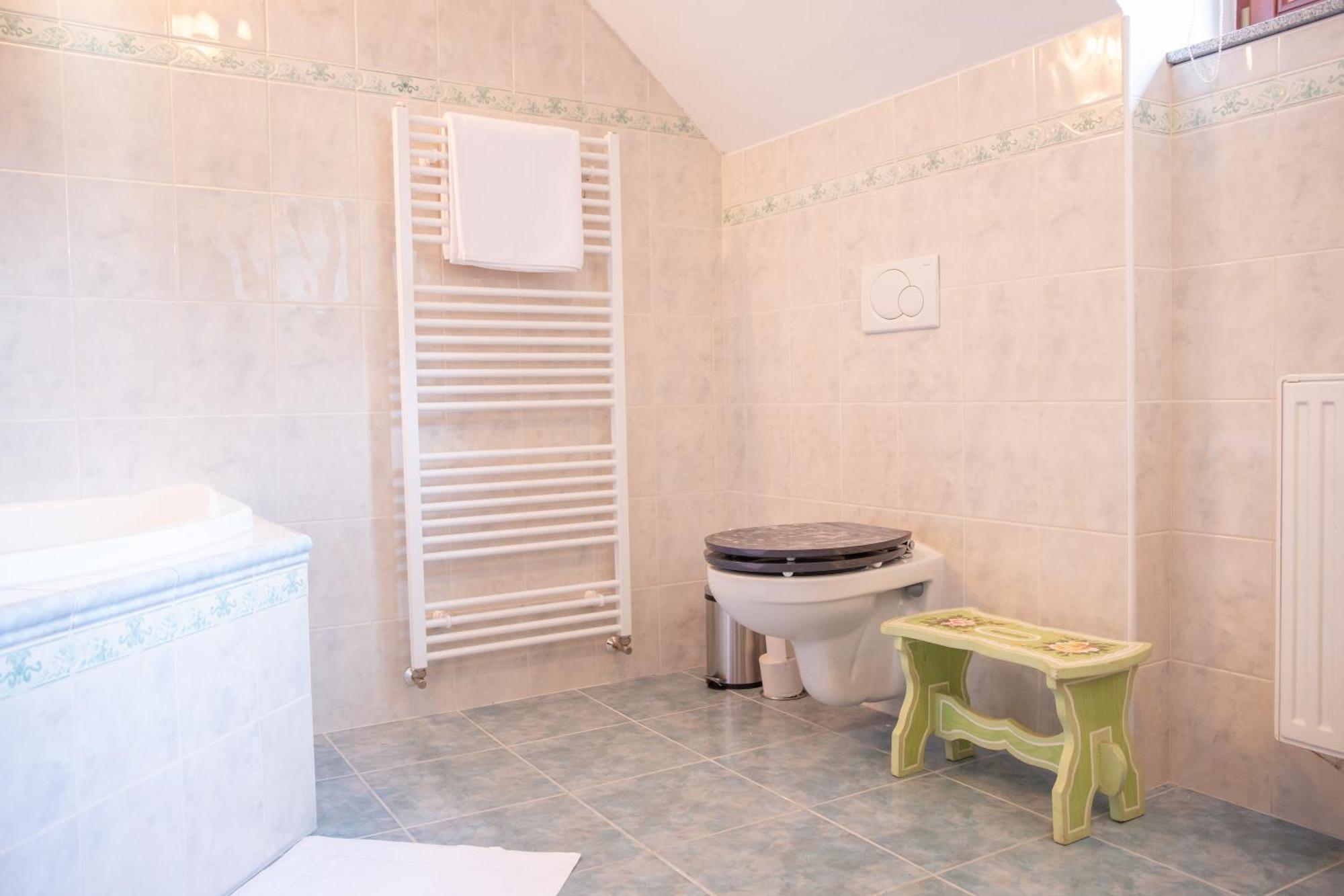Rezidence Plesivec - Rodinny Apartman S 3 Loznicemi Český Krumlov Exterior foto